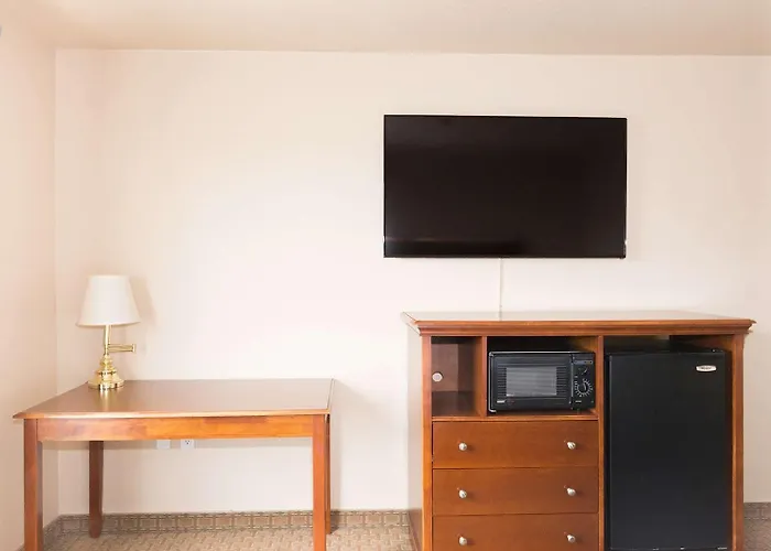 Red Lion Inn & Suites Mcminnville